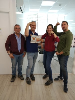 Foto de uno de los grupos participantes 