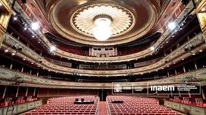 Interior del patio de butacas del Teatro de la Zarzuela en Madrid