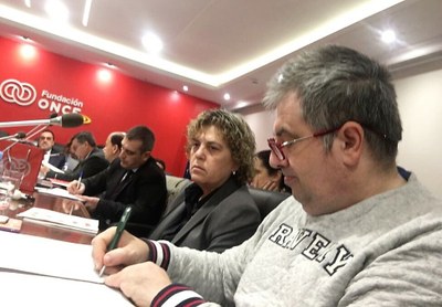 Latasa (en primer plano), durante una de las reuniones del Patronato de Fundación ONCE