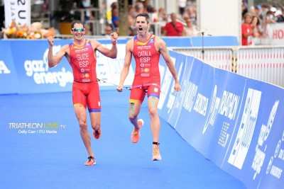 Héctor Catalá y Gustavo Rodríguez celebran el triunfo