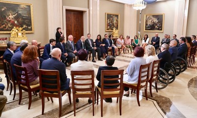 Momento de la reunión en el Salón Magnolias (Foto Casa Real)
