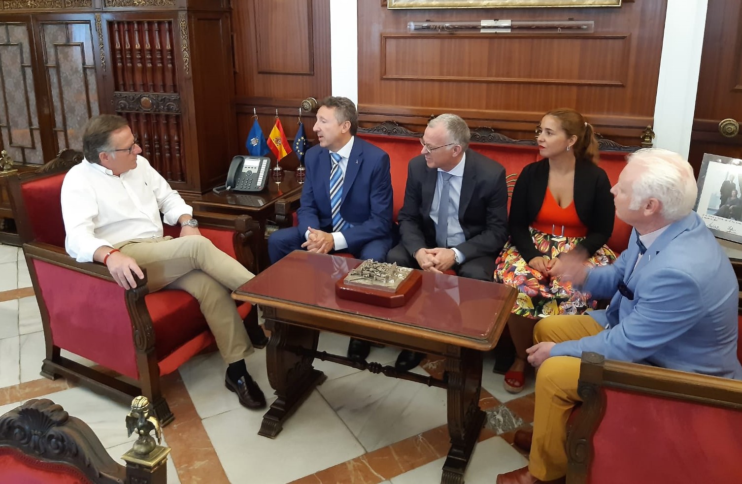 Reunión con el alcalde-presidente de Melilla