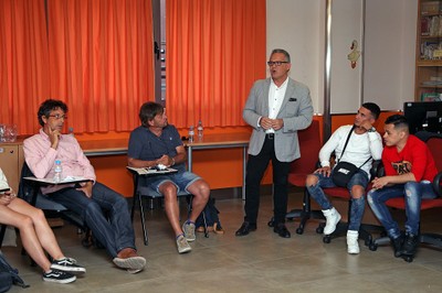 Ángel Luis Gómez se dirige a los participantes en el seminario antes de su clausura