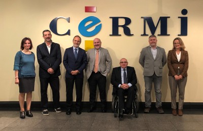 Foto de familia de los responsables del CERMI y de Puertos del Estado