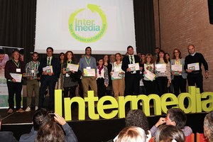 Foto de familia de los galardonados