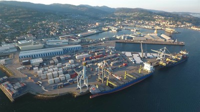 Imagen aérea del Puerto de Marín