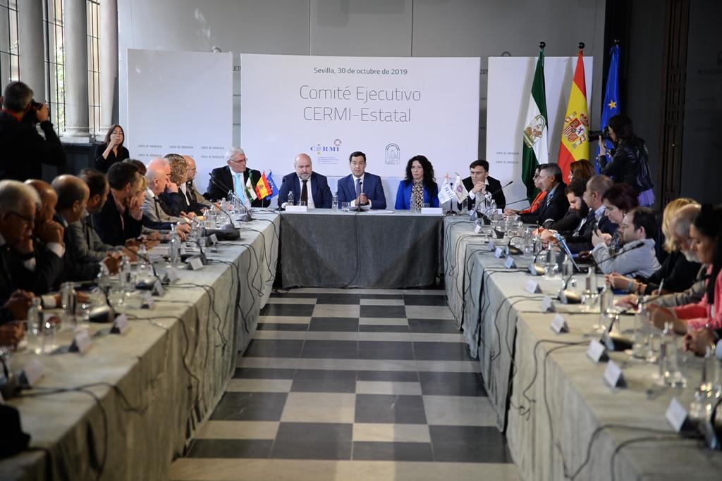 Moreno Bonilla durante la reunión con los cermis