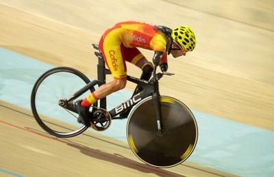 Ricarado Ten, en pleno esfuerzo, durante una prueba en pista