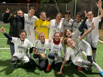 Las chicas del equipo ONCE celebrando un triunfo