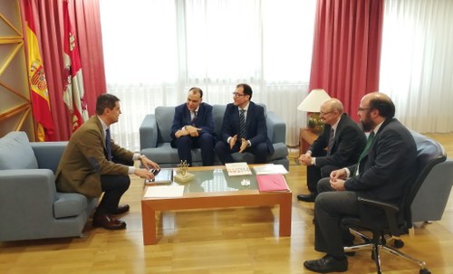 Reunión de los responsables de la ONCE con Ibáñez y su equipo