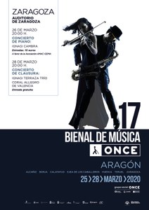 Uno de los carteles de la Bienal suspendida