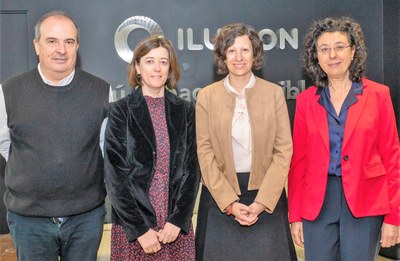 Foto de familia de los responsables Ilunion Correduría de Seguros y la AEF