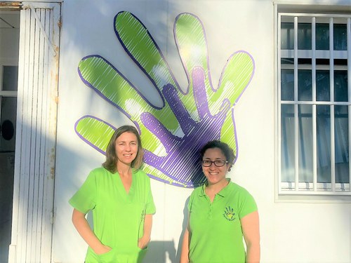 Lidia Parra (derecha) con Ana Fuentes