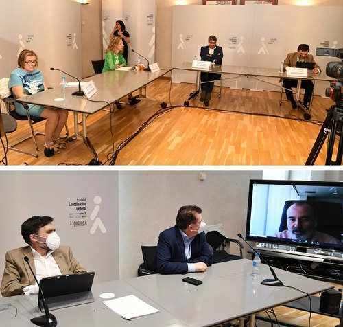 Arriba los cuatro vicepresidentes y vicepresidentas. Abajo, Alberto Durán y Ángel Sánchez durante una de las ponencias externas.