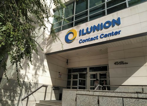 Acceso al centro de Ilunion Contact Center en Madrid