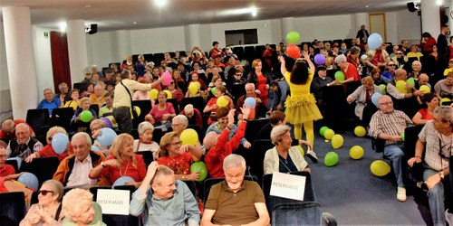Grupo de participantes en el Turno de Vacaciones Navidad en Familia 2019