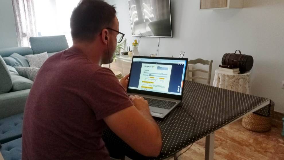 David Arévalo Espadas durante su examen online de inglés