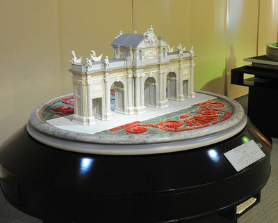 Maqueta de la Puerta de Alcalá propiedad del Tiflologico
