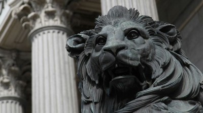 Cabeza de uno de los leones del Congreso de los Diputados
