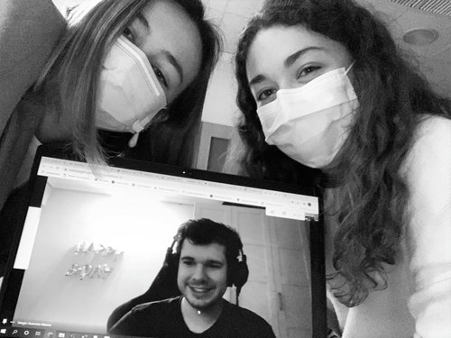 Sergio Suanzes, Laura Tellería y Ana Urquidi, autores del proyecto galardonado con el primer premio