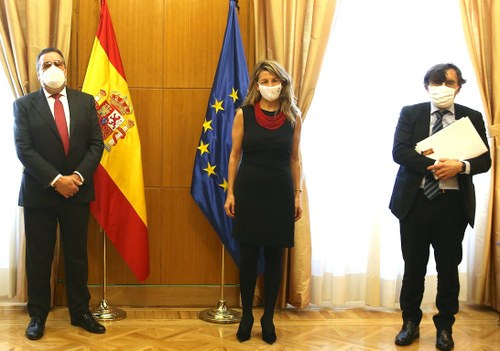 Carballeda y Durán con la ministra de Trabajo