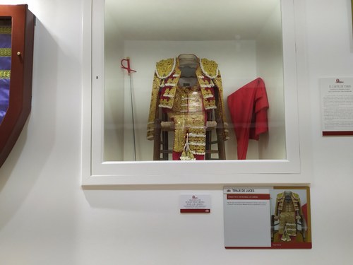 Cartel descriptivo del Museo Taurino del ayuntamiento de Osuna