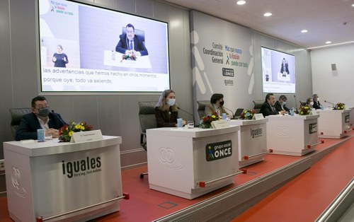 Cabecera del CCG durante la inauguración del encuentro, con Carballeda en el centro