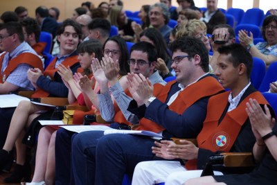 Graduación de alumnos universitarios con discapacidad