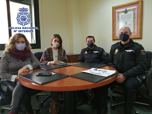 Responsables de la ONCE y de la Policía en Almería tras renovar el acuerdo