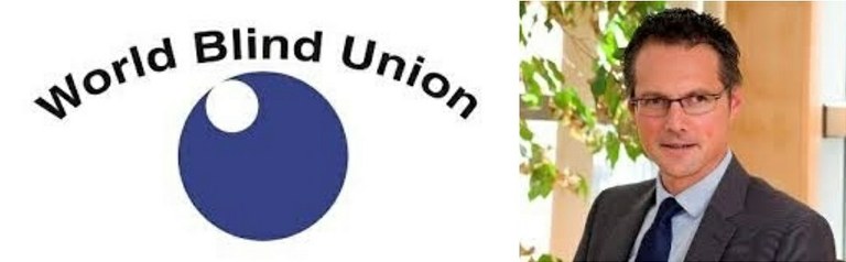 Logo de la UMC junto a Fernando Riaño