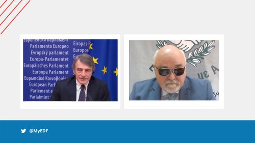 Momento de la conversación entre Sassoli y Vardakastanis publicada en el Twitter del EDF