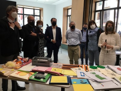 Otro momento de la visita a la sede de Soria