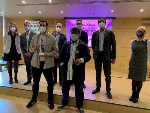 Foto de familia de jurado y ganadores del Roc Boronat