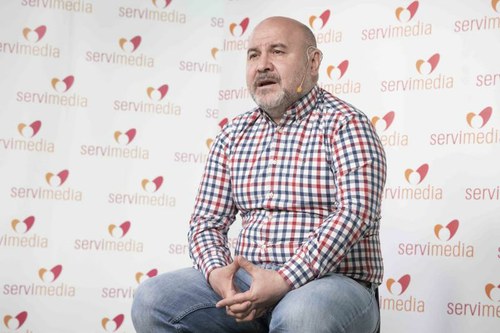 Luis Cayo Pérez en la sede de la agencia Servimedia