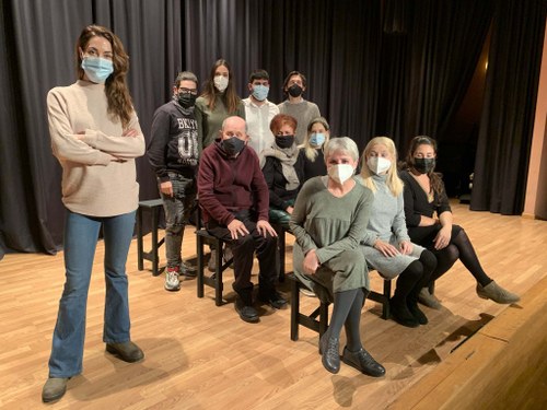 El grupo Homero junto a su directora Araceli de Areba
