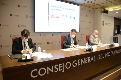 Momento de la firma del acuerdo