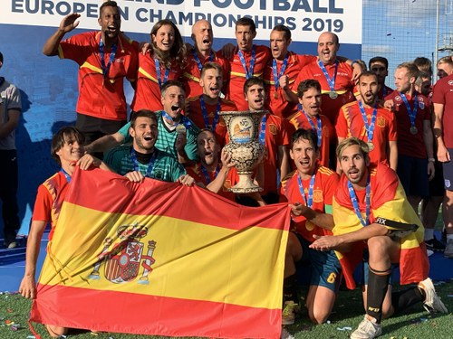 La selección con la Copa de Europa conquistada en Roma