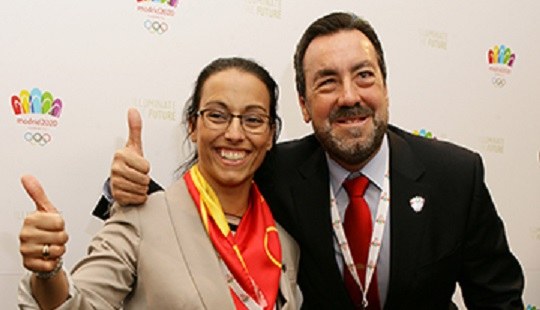 Teresa Perales y Miguel Carballeda en 2013 tras la presentación al COI de Madrid 2020 como sede para los Juegos Olímpicos y Paralímpicos