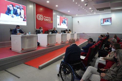 El Patronato de Fundación ONCE reunido en el salón de actos de su sede en Madrid