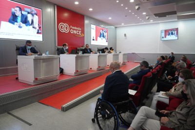 El Patronato de Fundación ONCE reunido en el salón de actos de su sede en Madrid