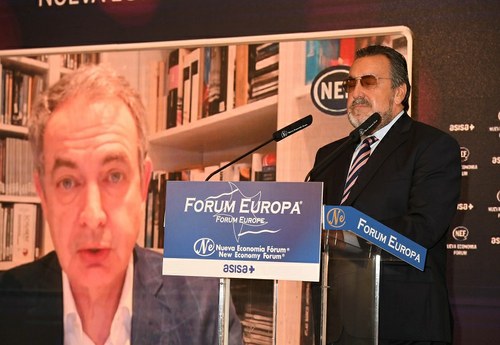 Momento del mensaje de José Luis Rodríguez Zapatero a Carballeda