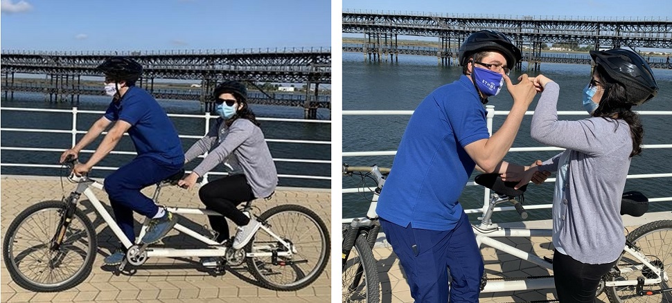 Collage con su guía, Jesús, durante su paseo en tandem por la ría de Huelva