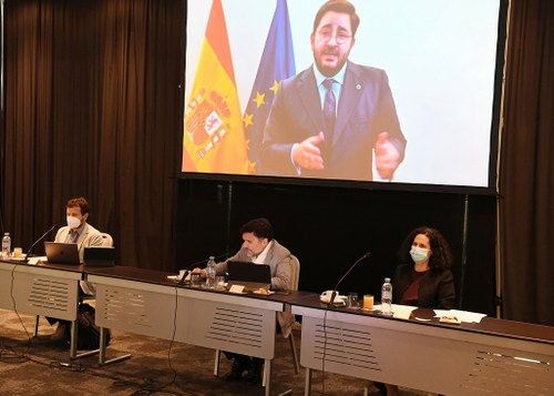 Momento de la intervención de Muñiz Villa