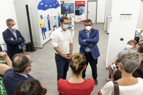 Acto de inauguración de la oficina de Torrejón