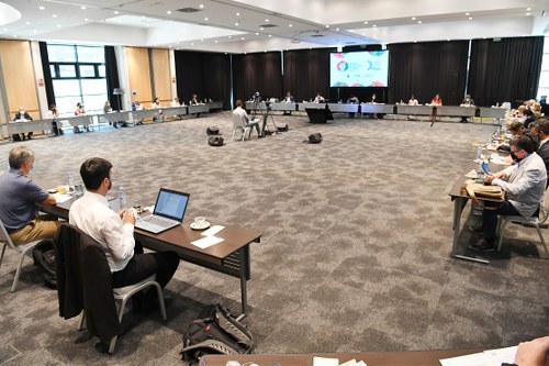 Panorámica de todo el Plenario de FOAL en la sala del Ilunion Hotels Pío XII