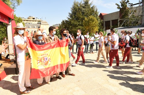 La infanta junto a Marta Rivera y otras personalidades reciben a los deportistas