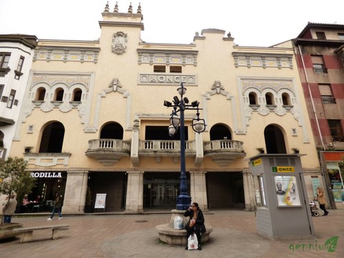Fachada de la sede de la ONCE en Santander