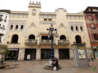 Fachada de la sede de la ONCE en Santander