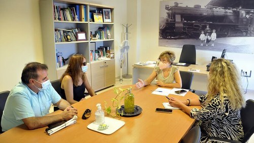 Reunión entre los responsables de la ONCE y la delegada del ayuntamiento jerezano (Foto: Diario de Jerez)