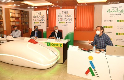 Momento dela presentación del Proyecto en la sala de Biblioteca del CRE de Madrid